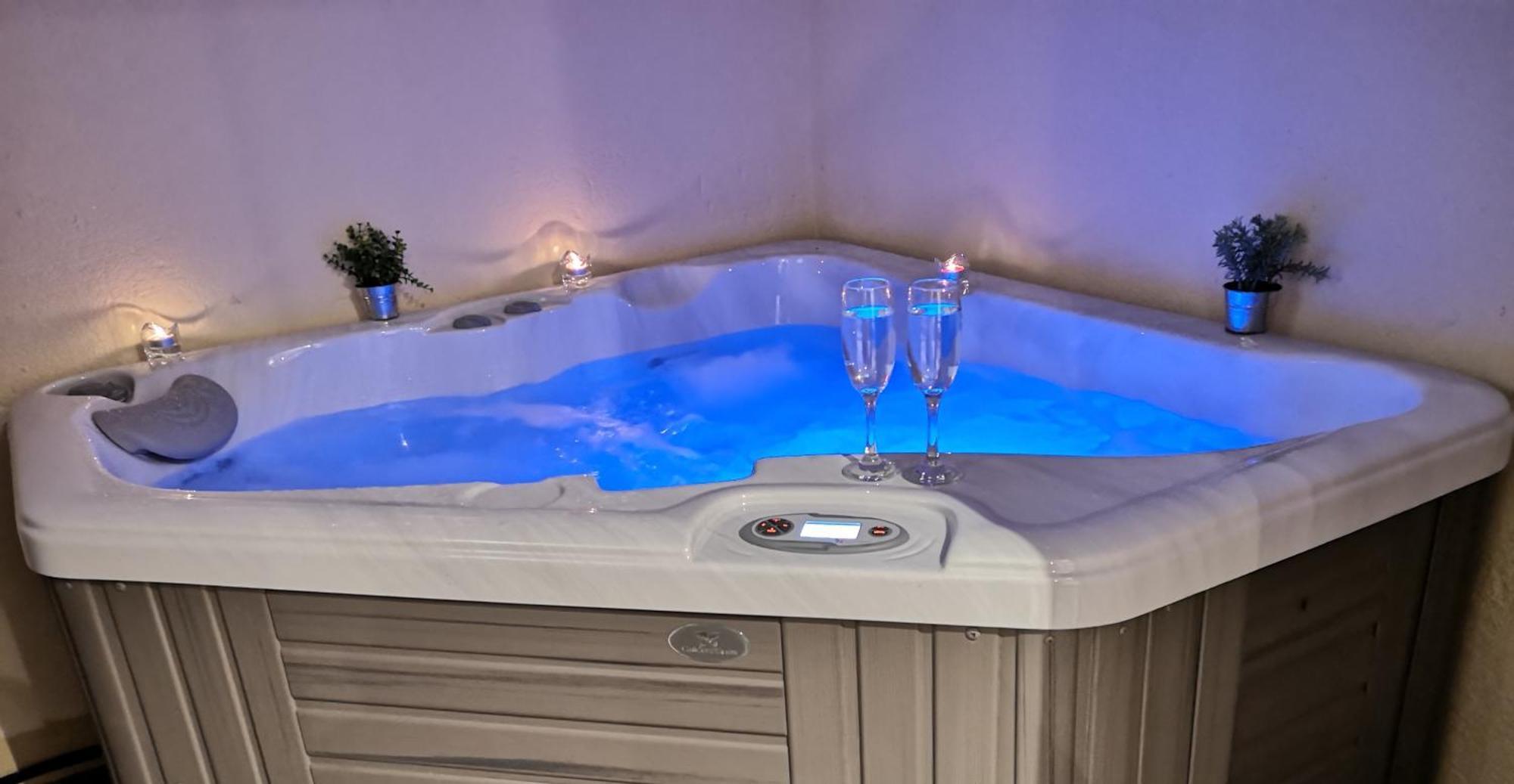 Appartement Spa Privatif Et Cinema Centre Ville Мец Екстер'єр фото